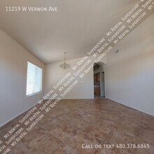 11219 W Vernon Ave in Avondale, AZ - Building Photo - Building Photo