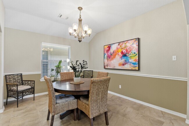 102 Golfview Ct in Montgomery, TX - Building Photo - Building Photo