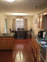 1380 Gates Cir SE in Atlanta, GA - Building Photo - Building Photo