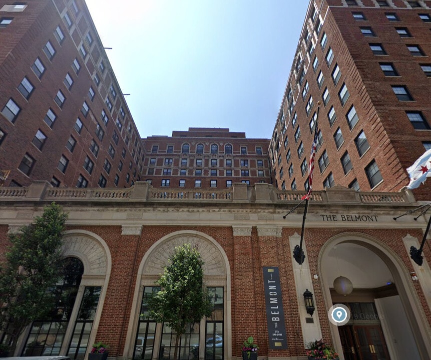 3170 N Sheridan Rd in Chicago, IL - Building Photo