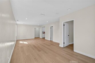 537 W Camino Real Ave in Arcadia, CA - Building Photo - Building Photo