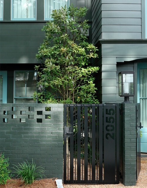 2055 Manchester St NE in Atlanta, GA - Foto de edificio