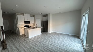1741 Braemar Vlg Dr in Monroe, NC - Building Photo - Building Photo