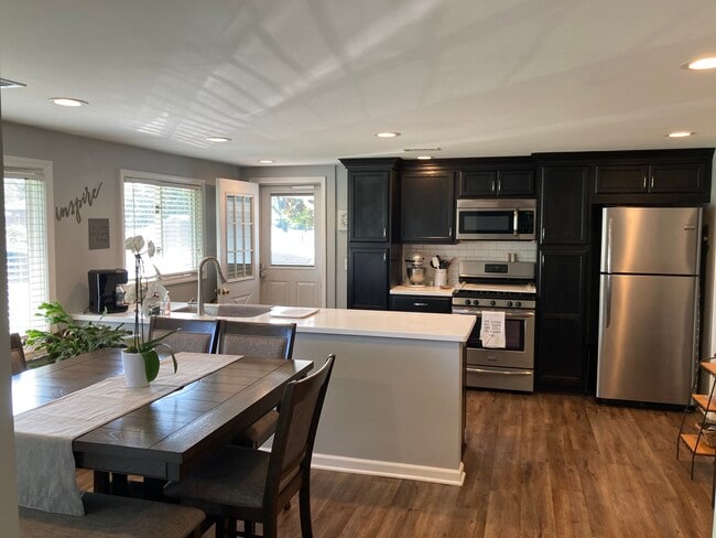 165 Thistle Lea in Buffalo, NY - Building Photo - Building Photo