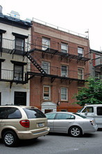 214 W 20th St in New York, NY - Building Photo - Building Photo