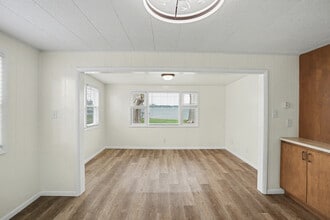 6520 S 070 E in Wolcottville, IN - Building Photo - Building Photo