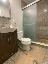 78 Linden St, Unit 1 in Boston, MA - Building Photo - Building Photo
