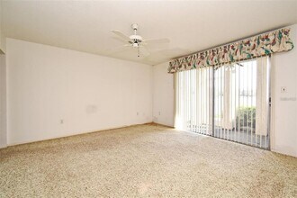 536 Orange Dr in Altamonte Springs, FL - Building Photo - Building Photo