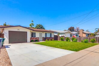 1266-1268 12th St in Imperial Beach, CA - Building Photo - Building Photo