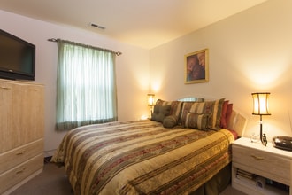 2101 Reamer Dr in Barrington, NJ - Building Photo - Building Photo