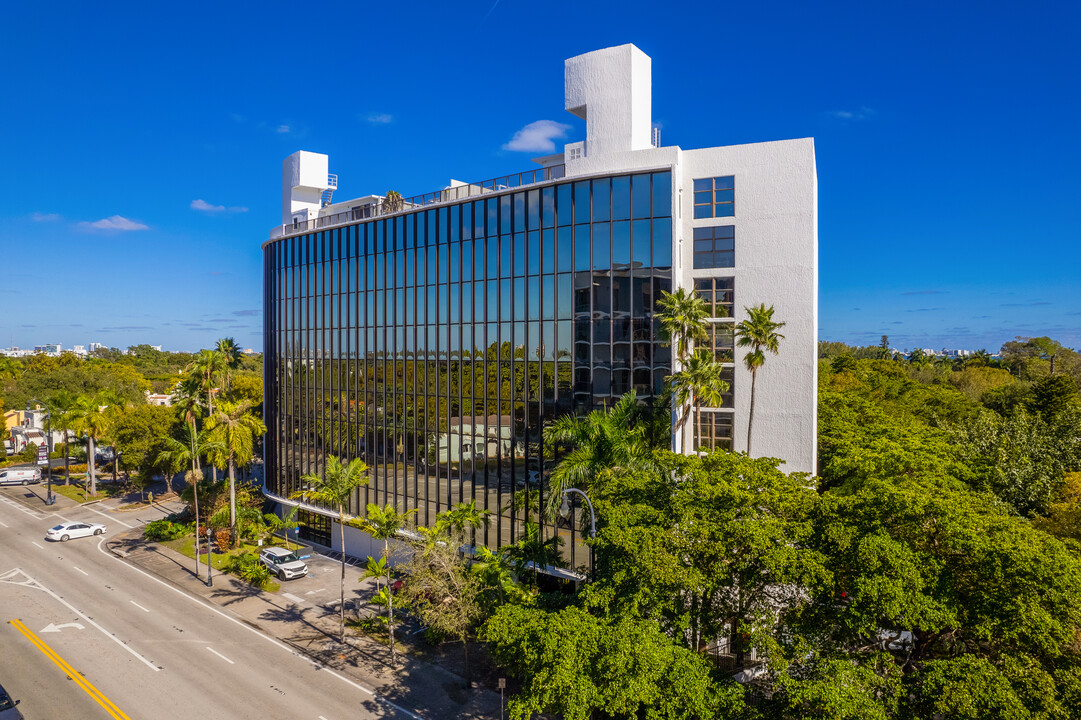 Flats At Morningside in Miami, FL - Foto de edificio