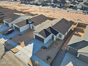 1237 Irish Summer Pl in El Paso, TX - Building Photo - Building Photo