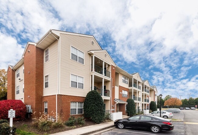 9421 Links Ln in Glen Allen, VA - Building Photo - Building Photo