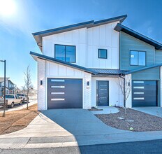 Parkside at Lowell in Lowell, AR - Foto de edificio - Building Photo