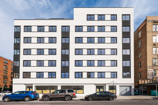 2500 Barker Ave in Bronx, NY - Building Photo - Building Photo