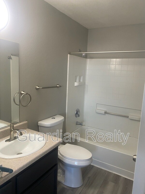 property at 4730 E Craig Rd