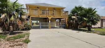 1210 Jonnell St in Corpus Christi, TX - Building Photo