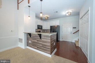 300 W Elm St, Unit 2410 in Conshohocken, PA - Building Photo - Building Photo