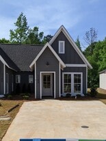 1180 Burrow Cir in Opelika, AL - Building Photo