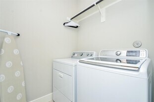 3804 Leeland St in Houston, TX - Building Photo