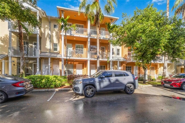 357 Olssen Ave in Fort Lauderdale, FL - Building Photo - Building Photo