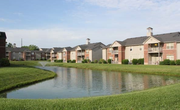 Beaver Creek Apartments in Newburgh, IN - Foto de edificio