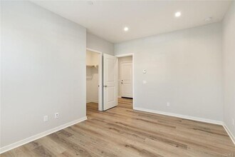 90 Outwest in Irvine, CA - Building Photo - Building Photo