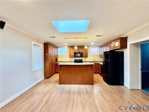 102 N Lombardy St in Richmond, VA - Building Photo - Building Photo