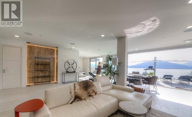 61 Brunswick Beach Rd