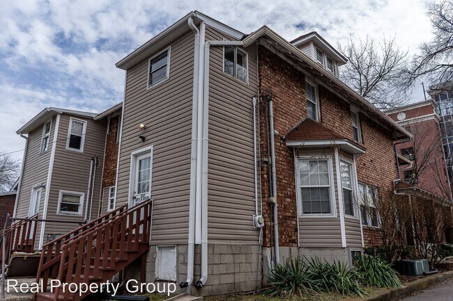 1107 E Walnut St in Columbia, MO - Building Photo - Building Photo