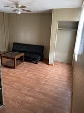 613 Berry St, Unit 1 in Dayton, KY - Foto de edificio - Building Photo