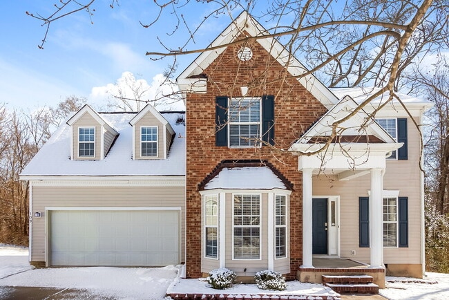 property at 109 Silverleaf Ct