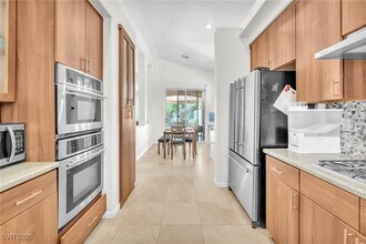 465 Indigo Springs St in Henderson, NV - Building Photo - Building Photo