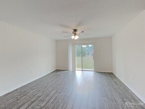 42 Rickenbacker Dr in Palm Coast, FL - Building Photo - Building Photo