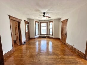 226 Griffing Ave in Woodstock, IL - Building Photo - Building Photo