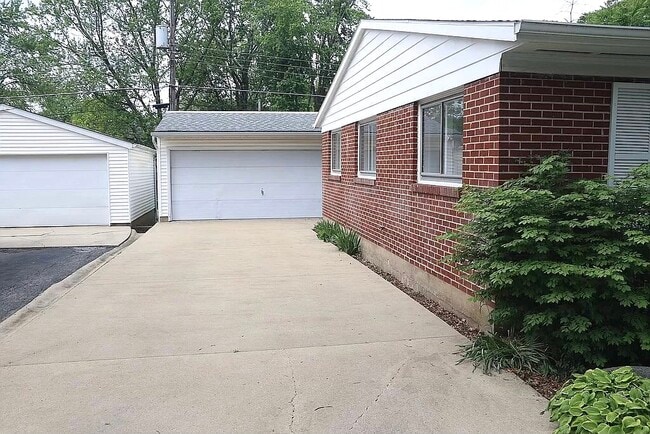 property at 312 Rowe Dr