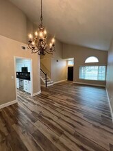 827 Notre Dame Dr in Vacaville, CA - Building Photo - Building Photo