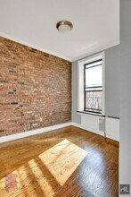East 1st Street-EAST VILAGE in New York, NY - Foto de edificio - Building Photo
