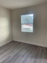 2035 Jefferson St in Hollywood, FL - Building Photo - Building Photo