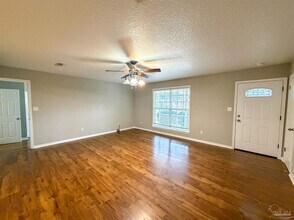 420 E 10 Mile Rd in Pensacola, FL - Building Photo - Building Photo