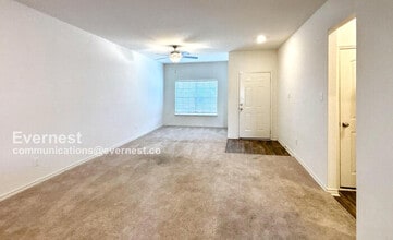 18808 Angie Vastano Dr in Elgin, TX - Building Photo - Building Photo