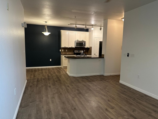 property at 2672 S Cathay Way