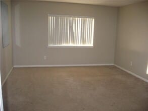510 Kennedy Dr in Spring Valley, NY - Building Photo - Building Photo