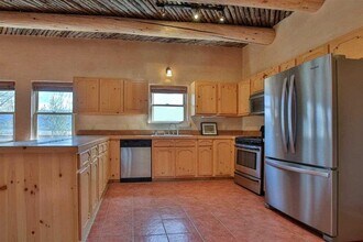11 C Toda Vis Rd in El Prado, NM - Building Photo - Building Photo