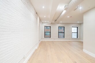 125 Broad St, Unit 3 in Boston, MA - Building Photo - Building Photo