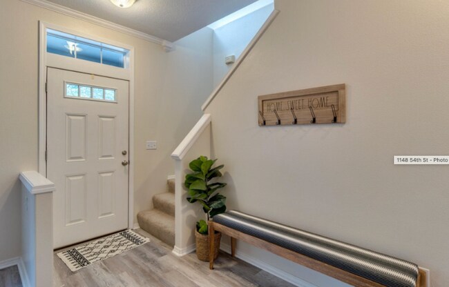 1148 54th St in Washougal, WA - Foto de edificio - Building Photo