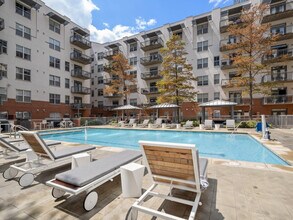 201 Lavaca St in Austin, TX - Building Photo - Building Photo