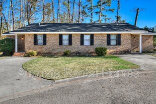 328 Old Plantation Rd in Augusta, GA - Building Photo