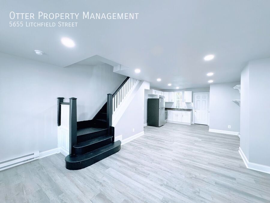5655 Litchfield St in Philadelphia, PA - Building Photo
