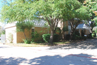 2911 Lapsley St in Dallas, TX - Building Photo - Building Photo